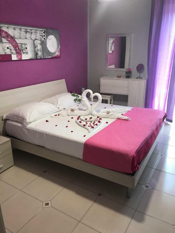 B&B A Due Passi Dal Mare Taormina Eksteriør bilde